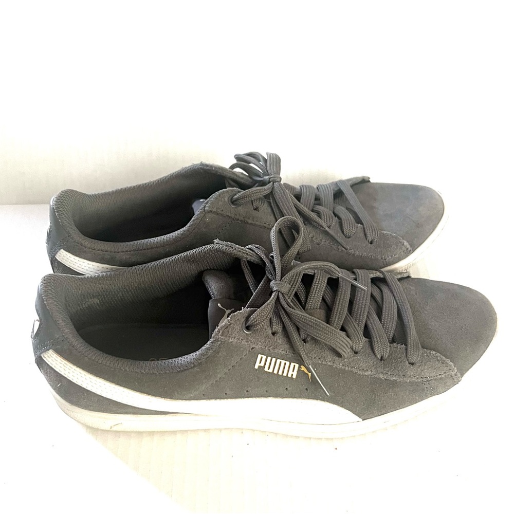 Puma Sneakers
